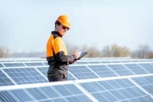 Certificación ISO 14001 - Paneles Solares Medio Ambiente